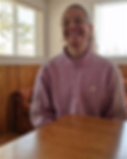 🎥 Dernière interview de la série ! On termine cette belle aventure avec Laura David, ancienne exploratrice Village Monde, qui revient sur son expérience de terrain et les enseignements qu’elle en a tirés 🌍💬 À travers son témoignage, elle nous parle d’engagement, de découvertes humaines et de ce que signifie voyager autrement, avec respect et conscience. 🌱 Une conclusion inspirante à cette série dédiée au voyage responsable et au tourisme durable. 🙏 Merci à toutes les exploratrices pour leur