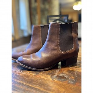 FRYE Brown Leather Chelsea Boots Women's 7.5 B Ankle Booties