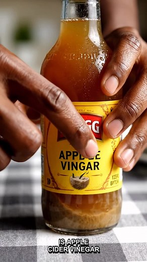 - Apple Cider Vinegar BEATS a surgeon_s secret for wrinkles. 🤯 #skincarehacks #naturalremedy #antiaging #applecidervinegar #beautytips.