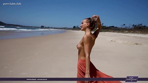 Nude Muse - 18.01.14 Elly Summer Public Beach Fun