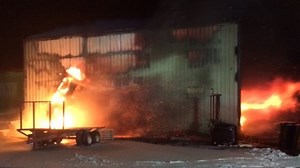 Peat moss plant burns in Baie-Sainte-Anne