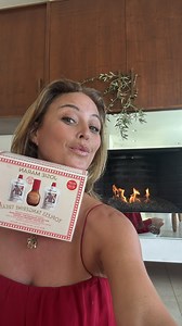 1.3M views · 1.2K reactions | Say hello to our two new limited-edition holiday kits exclusively at @sephora !!! ​ ​  Topless Tangerine Treats ($56 value → $41) 杻 Bite-Sized Butters ($48 value → $36) Whether you’re looking for the perfect holiday gift, or you’re just curious about our Feel Good Naked world, these sets are the perfect way to dive into Argan Oil-powered body love ❤️​ ​ Available in stores and online at @sephora ✨ | Josie Maran | Facebook