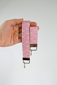 Pink Floral Wristlet and Mini Key Fob: Cotton Hands-free Key Holder - Etsy Canada
