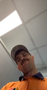 Who’s gonna suck me off on site in uniform until Iam hard 🍆👅💦#hungtradie #meninuniform #calvinkleinunderwear #fifoworker #bulgeworship #RETWEEETME #FolloMe