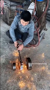How to make a simple knife handle and hammer - Forging a Chinese kitchen knife | Machine Working