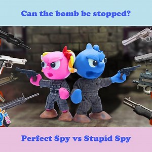 When you are weak but have a strong girlfriend 🤣😂 #WOANETWORK | WOA My Diary Animated