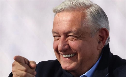 AMLO pone en Spotify la playlist de La Mañanera con más de 50 canciones