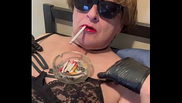 Whore smokesFaggot