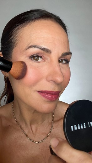 The right shades can make all the difference. Learn how Bobbi Brown Artist in Residence @carolagmakeup chooses makeup to lift, define, and naturally accentuate her beauty. GET THE LOOK: • All Nudes Eye Shadow Palette in Rosey Nudes • Eye Opening Mascara • Pot Rouge for Lips & Cheeks in Pink Flame • Lip Pencil in Pink Mauve • Luxe Lipstick in Rose Blossom #BobbiBrown #EyeShadowPalette #EyeShadow #PotRouge #CreamBlush #LuxeLip #MakeupOver40 | Bobbi Brown Cosmetics