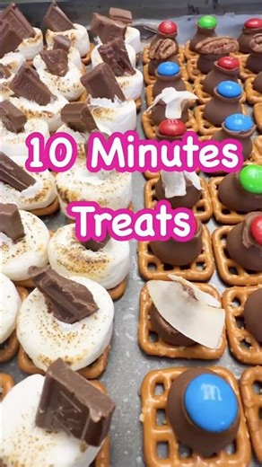 10-Minute Holiday Pretzel Treats | Easy Rolo, Kiss & Marshmallow Snack Mix #food #viralvideo #shorts
