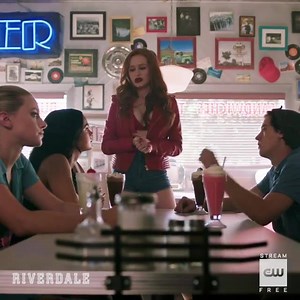 70K views · 2.9K reactions | Cheryl esta de vuelta  | Riverdale México | Facebook