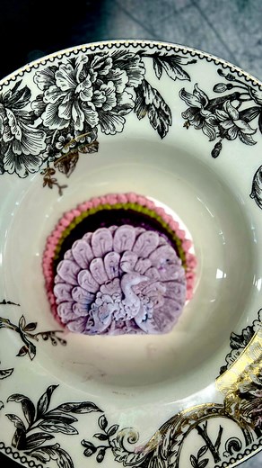 Been waiting for this moment for a long time. Chef Garima Arora has single handedly revolutionized Indian Cuisine globally. From being the first Indian female chef to be honored with a Michelin Star & recently receiving 2 ⭐️⭐️ for @restaurant_gaa is nothing less than “creating history”. Her son’s nickname is Jamun & this is a tribute to her. Jamun = Java plum or Indian blackberry The dessert will be served on Tuesday (April 16th) to honor @arorgarima Jamun Mor Kulfi Pistachio Mousse Jamun-Lemon 