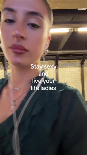 Stay Sexy and Live Your Life: Confidence Tips for Women