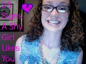 25 Signs A Shy Girl Likes You ♡☺