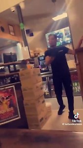 14K views · 299 reactions | Wie heeft dit eten gemaakt? | de Jonge Turken | Facebook