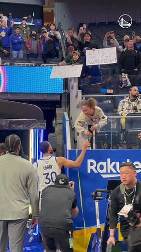 Stephen 🤝 Riley. Handshake goals. | Golden State Warriors