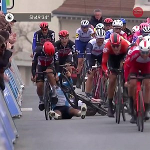 How did Caleb Ewan hold this up? A nasty crash for Hugo Hofstetter and Sam Bennet takes them out of the sprint at Paris Nice #ParisNice #ParisNice2020 #BikeRacing #Racing #bicycles #bikes #France #Cycling #GCN #GCNRacing #crash | Global Cycling Network