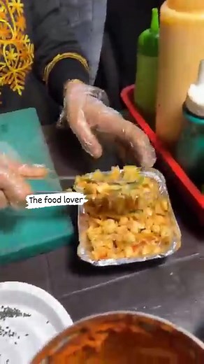 Lucknow college girl making rice paper making #streetfood #vrialshort #shorts #trending | The Food Lover