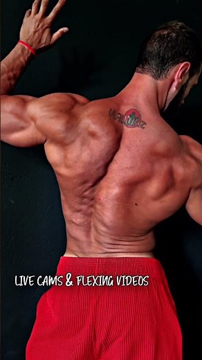 Tease Back Muscles Flex (2).