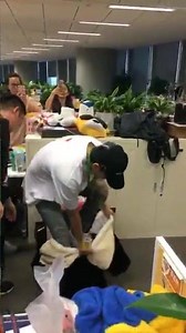 3.6K views · 261 reactions | 190424 #ZTAO as Celebrity Editor for Sina Entertainment: Z.TAO wearing the panda onesie that Zheng Boxu wore in The Brightest Star In The Sky drama #黄子韬 #타오 #タオ | 百度黄子韬吧 Baidu Precious ZTao Bar | Facebook