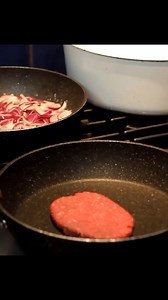 One Pan, Endless Flavor 🍳: The Patty Melt. | The Chef Michel