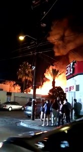 82K views · 1.1K reactions | 3 CASAS ARDIERON EN LA COLONIA...