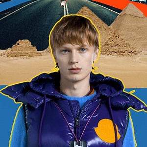 Ab heute bei APROPOS in Hamburg: Es wird farbenfroh mit 2 Moncler 1952 für Herren. You better be quick! #moncler #monclergenius #moncler1952 #wearegenius #exclusive #limited #newin | APROPOS | Facebook