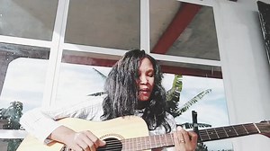 23K views · 851 reactions | Andrianiko ny teniko☺️Kanto ery ny teny malagasy Mamelombelona ny fanahiko ny mozika rehefa milamindamina makamaka aina iny?? Ny Fitiavako an'i mama  Eric Manana Chinese Kool | Chinese Kool Language Institute | Facebook