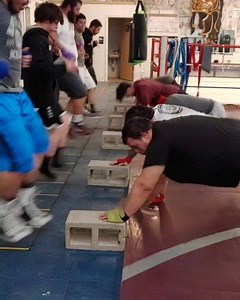 H.I.B.I.T. Class finished the night with some rounds of Gladiator conditioning! #teamgladiators #gladiatorboxing #hibitclass #conditioning #conditioningdrills #cardio #intensecardio #comegetsome #hardwork #dedication #cantstopwontstop | Fort Morgan Gladiators Boxing | Facebook