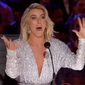 417K views · 9.5K reactions | UNREAL Dance Audition WOWS The Judges On AGT! | Top Viral Talent | Facebook