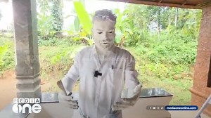 63K views · 1.4K reactions | 'മെമ്പറേ എന്തൂവാ ഇത്? ജയില്‍ പോകാൻ വയ്യാത്തോണ്ടാടാ...'; ശരീരം മുഴുവൻ വെള്ള പെയിന്റടിച്ച് കെഎസ്ഇബിക്ക് ചില്ലറ കൊടുത്ത് വൈറലായ പഞ്ചായത്ത് അംഗം.... | Kollam | MediaoneTV | Facebook