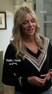 Nothing sexier than s**t #AlwaysSunny #KaitlinOlson