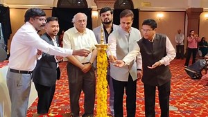 #AISECT - Samarth Bharat Conclave 2025 commenced with a traditional lamp lighting ceremony, followed by the serene rendition of Saraswati Vandana. #samarthbharatconclave2025 #financialinclusion | AISECT