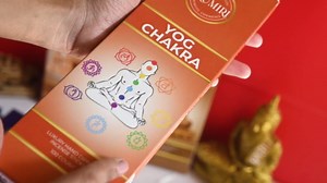 Hindu Temple Incense Sticks - Pack of 100 Insence-Sticks - Made with Natural Non Toxic Raw Ingredients - Sacred Insence Indian Spiritual Agarbatti Insense