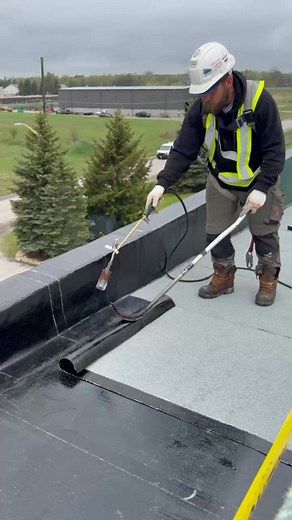 Focused flame, steady hand. Every move seals the surface with calm precision. Satisfying work that speaks for itself. #satisfying #roofinglife #roofingdetails #flatroof #roofinstallation #roofingvideo #cuttingskills #roofingwork #asmrroofing #cleanwork | Advanced Flat Roof Systems