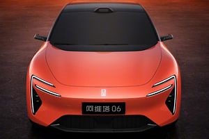 [Hot Item] Factory direct sales EREV avatr 06 electric sedan vehicles at cheap price