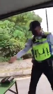 VIDEO PENUH KES WAWA WAHID ENTERPRISE Daripada pengamatan min di dalam video ni, adalah benar perempuan yang bernama Wawa itulah yang memulakan provokasi dan mengugut Pihak Polis terlebih dahulu. #abampenguatkuasa P/s: apa maksud rungkup tu? https://m.facebook.com/story.php?story_fbid=1566988356829202&id=829989890529056 | Abam Penguatkuasa