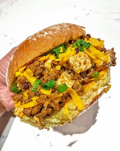 17K views · 110 reactions | Fried Szechuan peppercorns complete this Vegan Mapo Tofu Sloppy Joe!  #FoodbeastRecipeChallenge | Foodbeast | Facebook