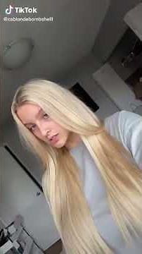 Blonde White Girl Causal To Cute Outfit | cas.summer