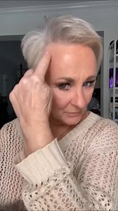 16K views · 128 reactions | 푵풐풕 푹풆풂풅풚 푭풐풓 푨 푾풊품?  퐓퐫퐲 퐇퐚퐢퐫 퐓퐨퐩퐩퐞퐫! Discover how effortless it is to rock this look and prepare to be awestruck by your own beauty朗 She's wearing➡️ https://bit.ly/3PYxSNJ #uniwigs #shorthair #grayhair #HairTransformation #hairtopper #hairloss #thinhair #haarausfall #finehair #hairlossjourney #haircolor #humanhair #thinninghair #thinninghairsolutions #alopecia | UniWigs | Facebook