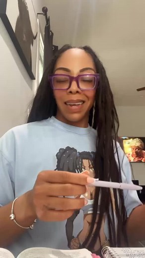 “Love is patient, love is kind. Love does not envy, is not boastful, is not arrogant, is not rude, is not self-seeking, is not irritable, and does not keep a record of wrongs.” ‭‭1 Corinthians‬ ‭13‬:‭4‬-‭5‬ ‭CSB‬‬ . . Daily bread with me ! I pray this touches atleast one person then my job is done! . . Happy Thursday & God loves you🤍. . . #godfirst #jesus #holyspirit #explore #explorepage #disciple #allforhisglory #fyp #trustinhim #gospel #childofgod #bibleverse #dailyvlog #thursday #bible #god