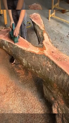 280K views · 985 reactions | Build A Table From A Giant Tree Trunk #woodworking #wood #design #ideas #crafts #diy #woodworker #woodart | Woodworking Skill | Facebook