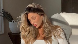 Popular beauty influencer in coma week before due date