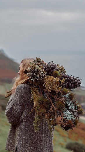 Into the Wild. Our Autumn Winter botanical collection reflects the transition from being outside to cosying up inside our homes during the cooler months. From native branches to arching vines and roadside verge meadow flowers, we have concentrated on botanicals that inspire and encourage gatherings and connection. Welcome to our Autumn Winter Faux Botanicals. https://abigailahern.com/collections/botanicals #abigailahern #fauxbotanicals #fauxflowers #autumn #winter #autumnwinter #echonature #move