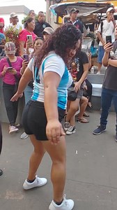 94K views · 353 reactions | Disfrutando de la cumbia #wachandoelsalvador #viral #cumbia #baile #ElSalvador #PlazaLibertad | Watchando El salvador | Facebook