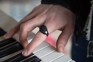 ENHANCIA launches Neova MIDI ring controller on Kickstarter