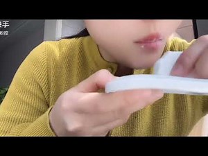 Cornstarch eating#viralvideo #crunchycrumbles #eatingcornstarch