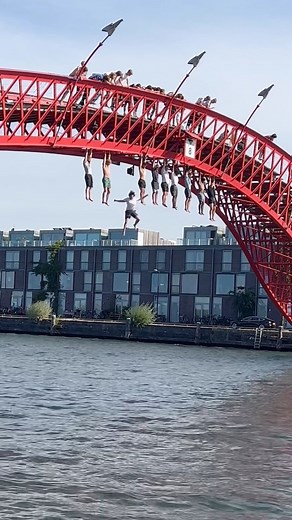 STORROR® since 10.10.10 on Instagram: "LAST MAN HANGING! Full video on our YouTube now 👀 including a crazy rope swing and more. #storror #parkour #storrorvsstorror"