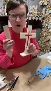 See how you can create this amazing cross using a Dollar Tree wood cross and crushed glass. | The Crafty Decorator