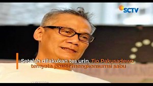 3.7K views · 71 reactions | Aktor Tio Pakusadewo ditangkap petugas di rumahnya, karena kedapatan mengkonsumsi sabu. #Liputan6SCTV | Liputan6SCTV | Facebook